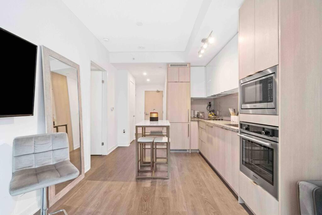 Condo In The City Toronto Exterior foto